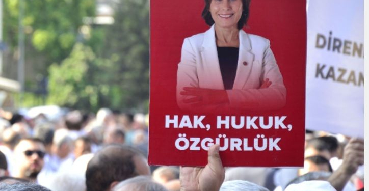 Adana’nın Gözü Silivri’de: Başkanlar Hakim Karşısına Çıktı, Gelirlerini Beyan Etti