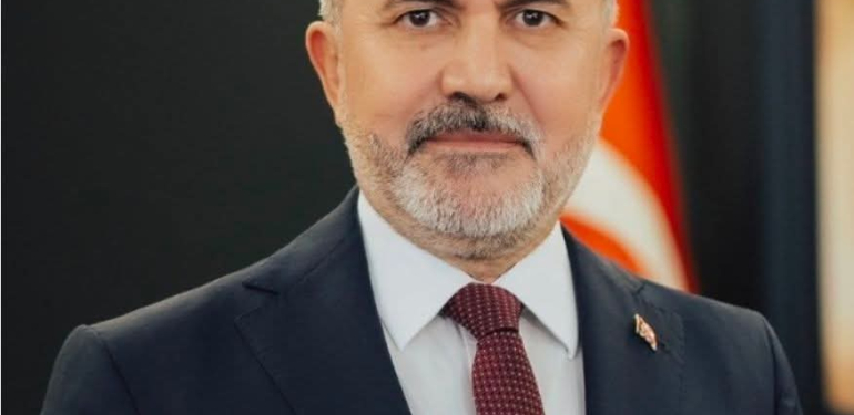 Ak Partide Şok İstifa!